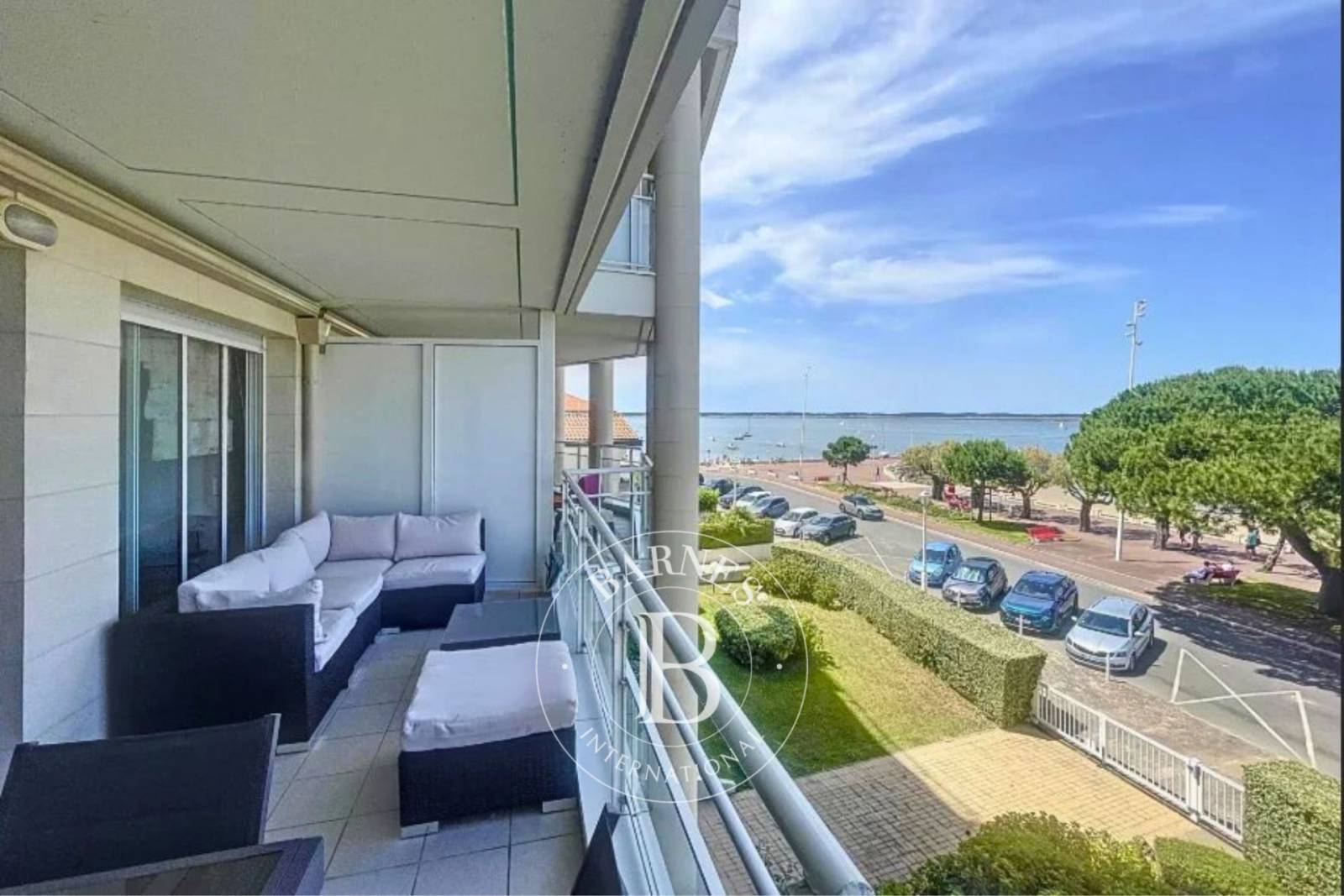 Barnes Arcachon appartement vue mer