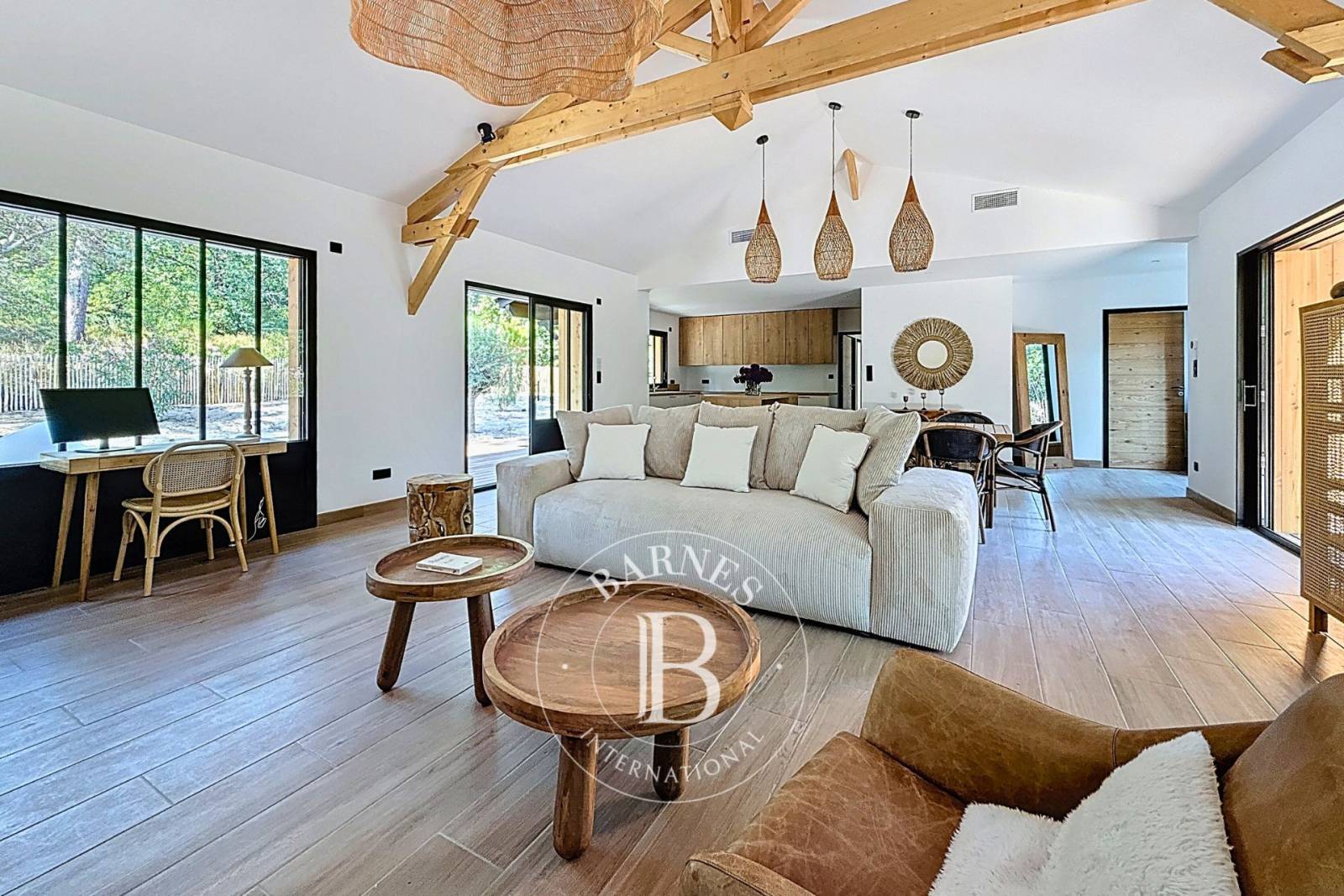 propriété en lisière de forêt à vendre avec Barnes Bassin d’Arcachon