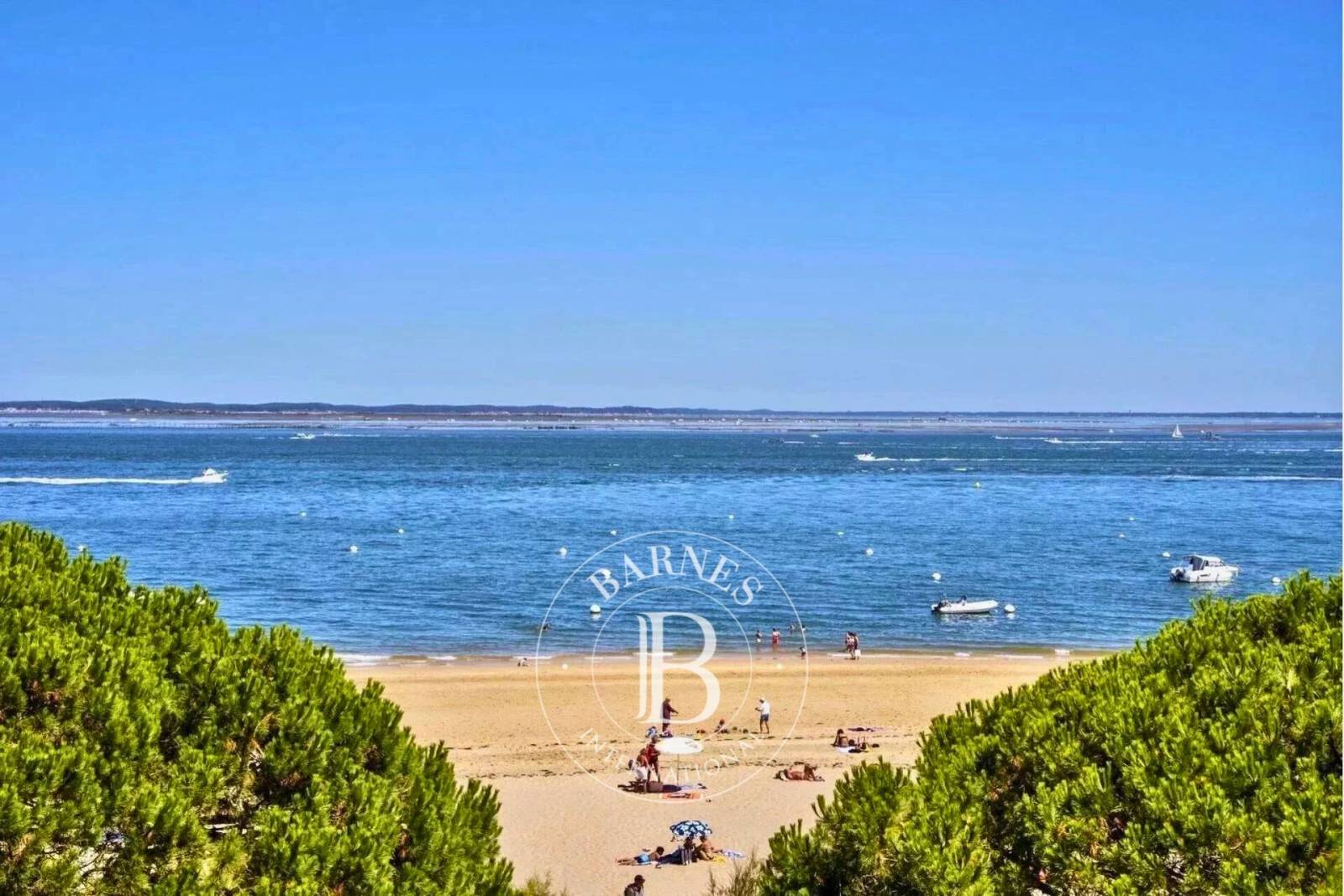 TERRASSE EN PREMIÈRE LIGNE À ARCACHON