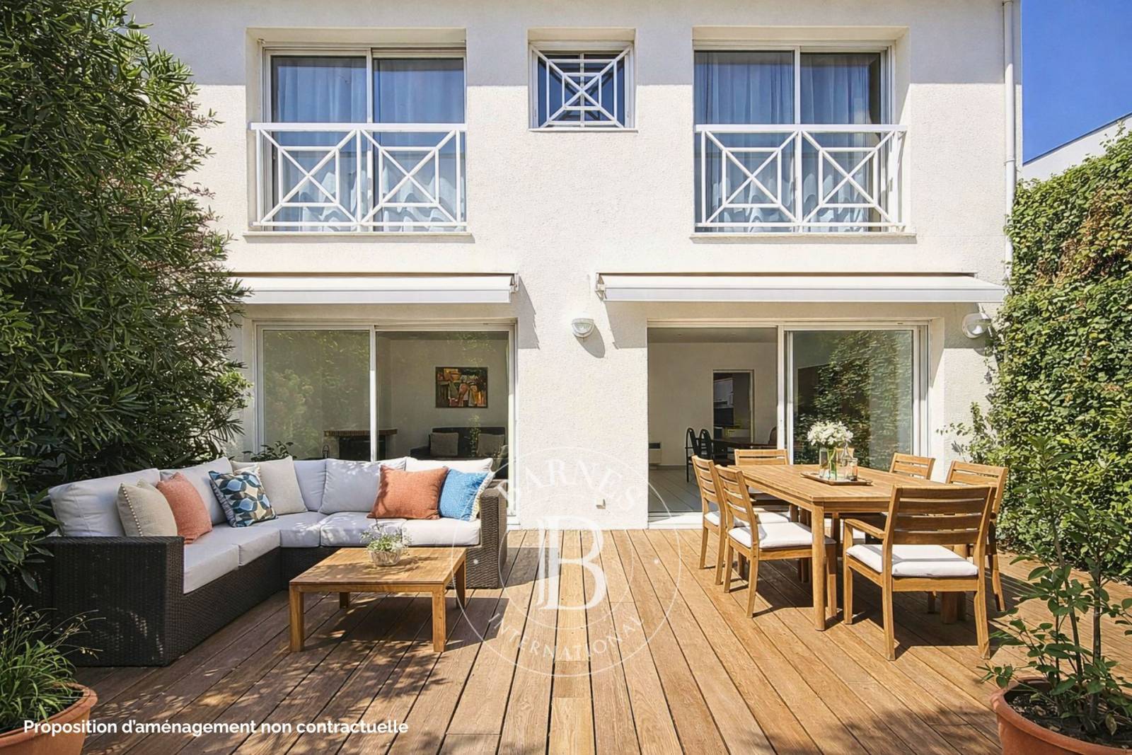 MAISON FAMILIALE AVEC 4 CHAMBRES, JARDIN ET GARAGE EN VILLE D’ÉTÉ À ARCACHON