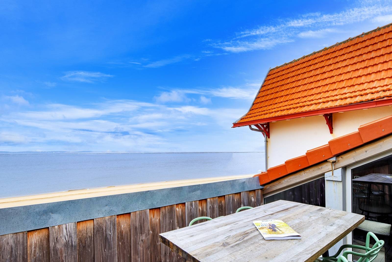 A VENDRE APPARTEMENT PREMIÈRE LIGNE PEREIRE