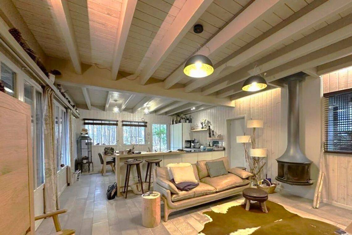 VILLA 5 PIÈCES A VENDRE AU COEUR DES PINS LÈGE CAP FERRET