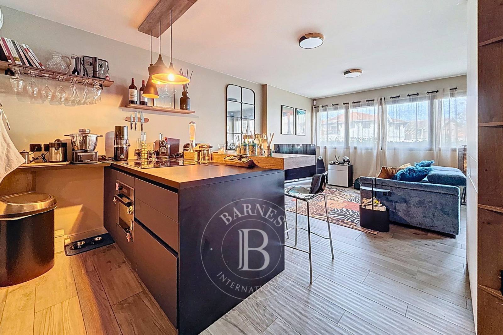 APPARTEMENT STANDING DE 45 M² DANS UNE RÉSIDENCE PRESTIGE À L’AIGUILLON