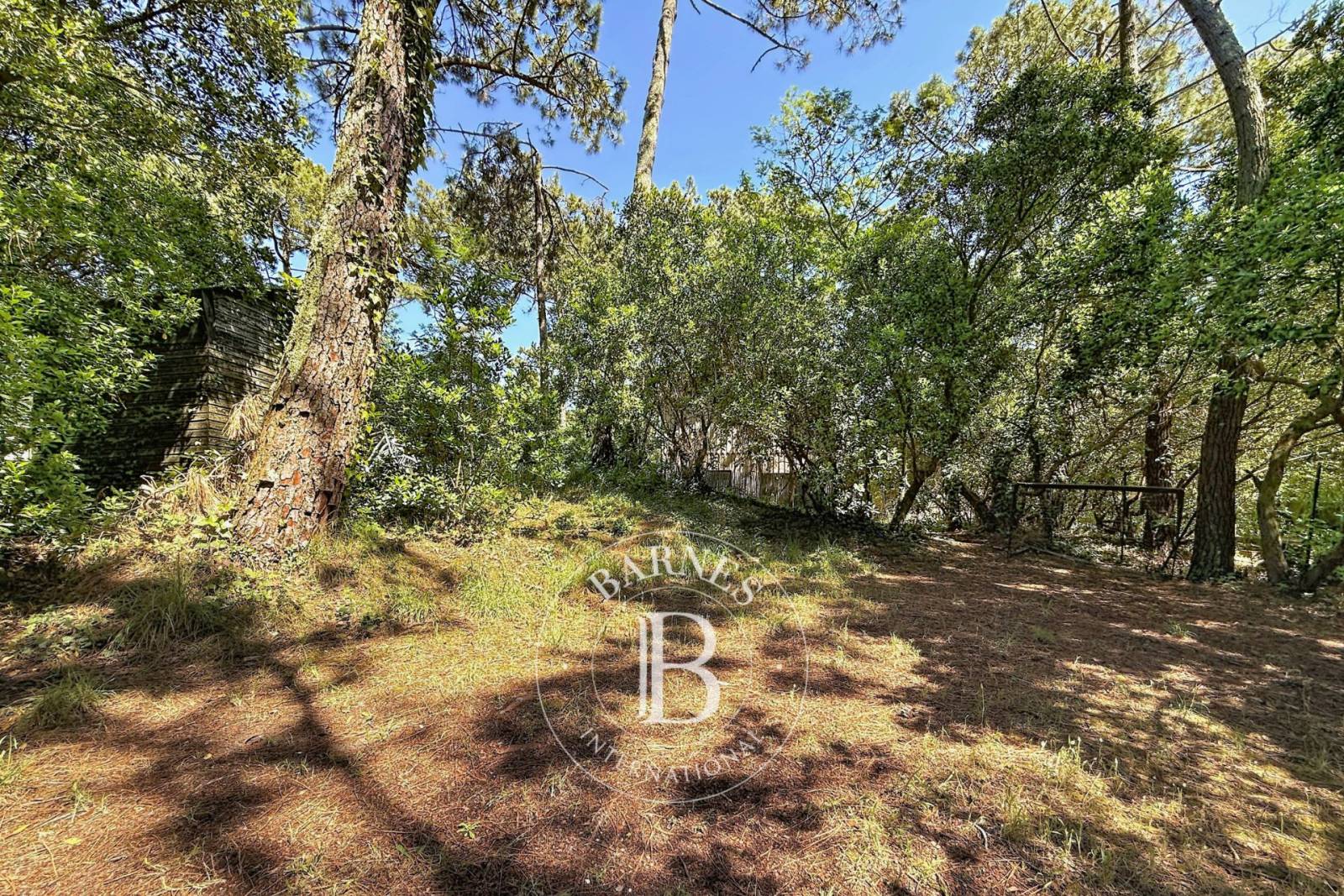 VILLA BOIS AVEC PERMIS ACCORDÉ POUR CONSTRUCTION D’UNE VILLA AU CAP FERRET, PROCHE PLAGE DES AMÉRICAINS