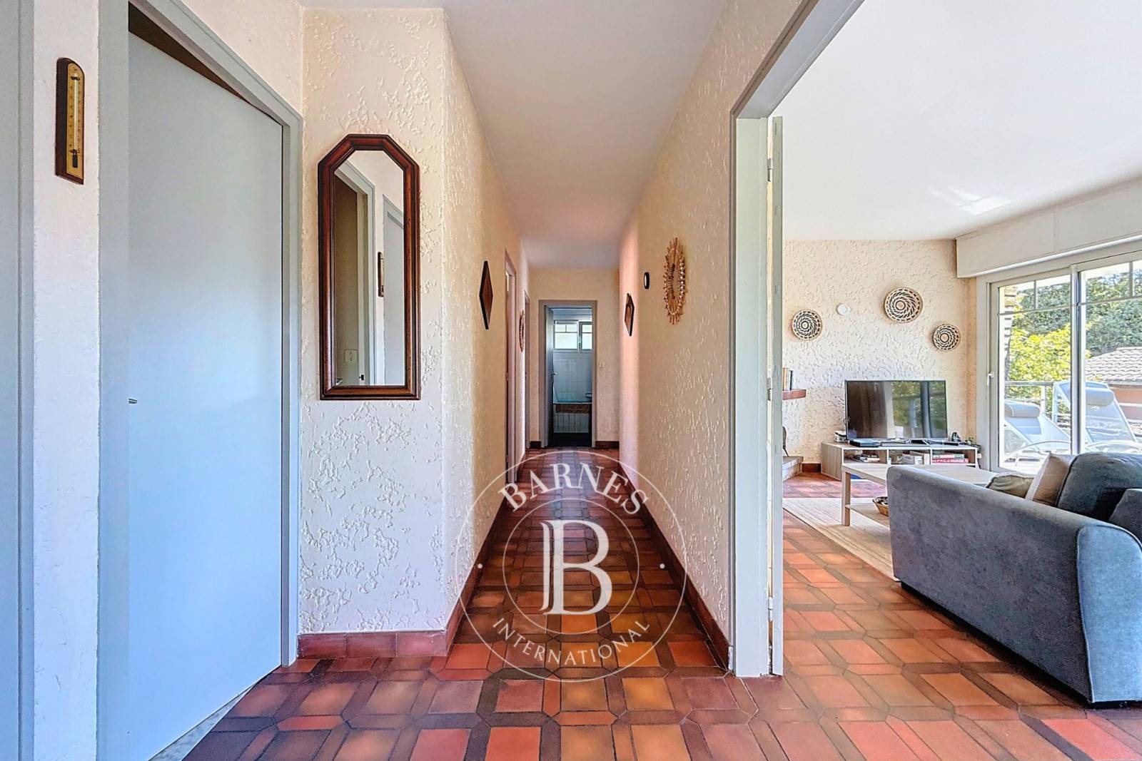 MAISON AVEC APPARTEMENT INDÉPENDANT ET TERRAIN ARBORÉ SUR LA PRESQU’ÎLE DU CAP FERRET