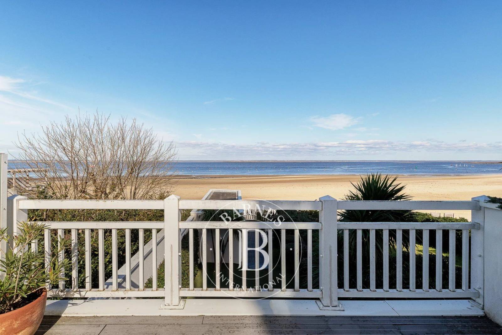 appartement vue mer résidence prestigieuse Arcachon plage d’Eyrac
