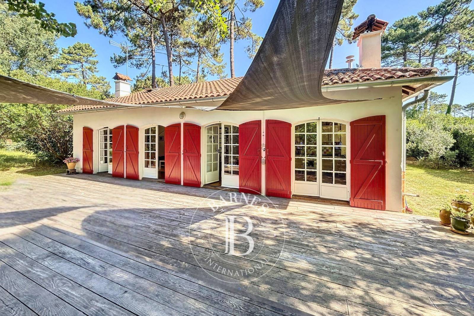 MAISON FAMILIALE À DEUX PAS DE L’OCÉAN, À PETIT PIQUEY – PRESQU’ÎLE DU CAP FERRET