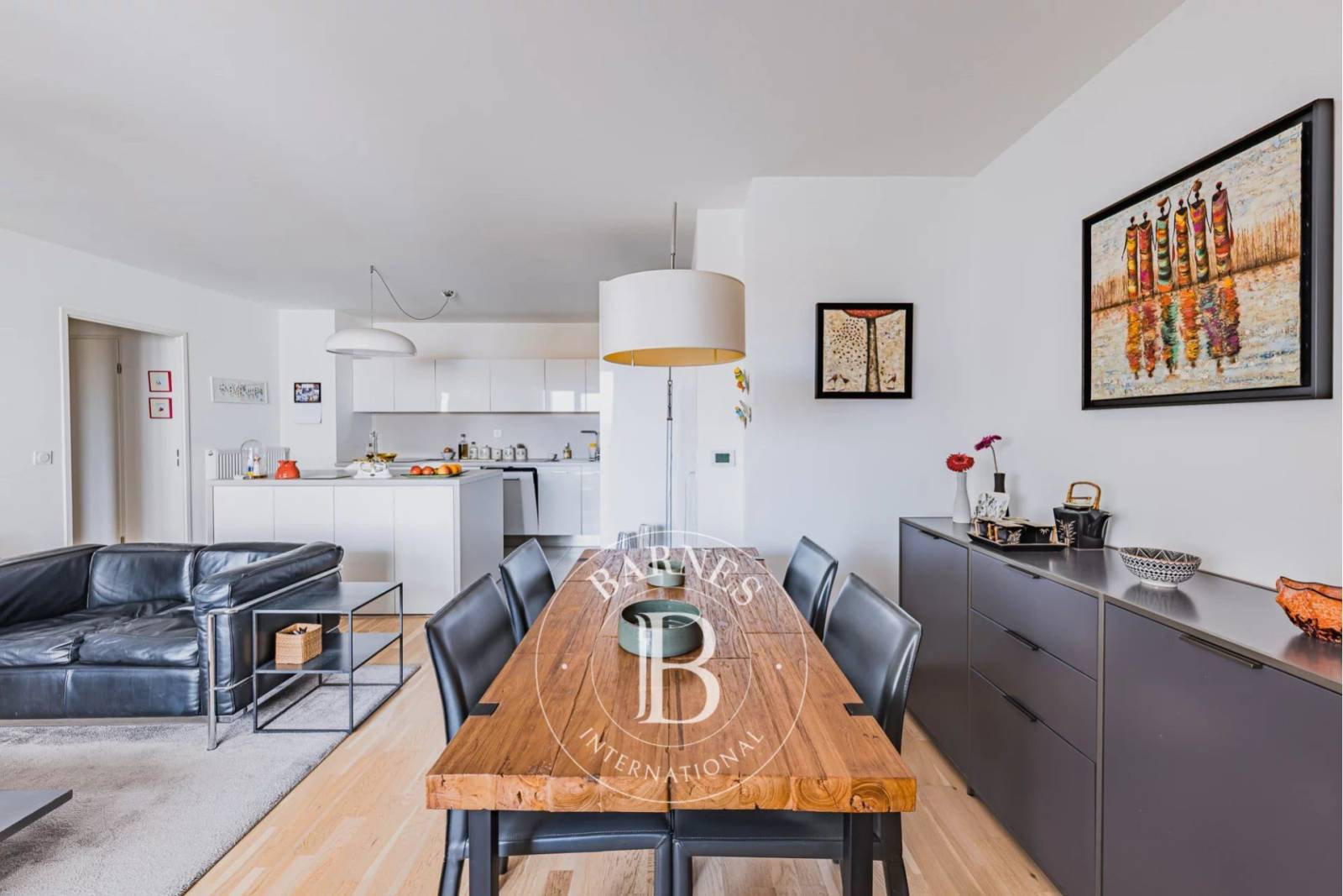 cuisine ouverte dans appartement de luxe Barnes Bassin d’Arcachon