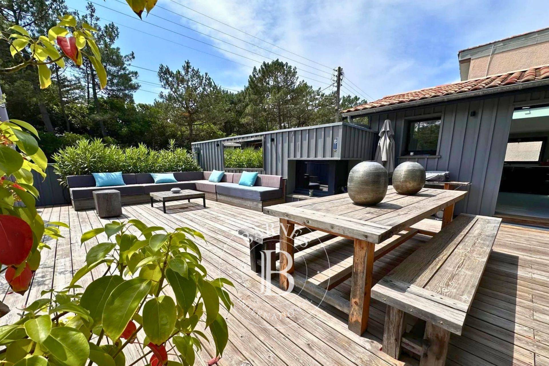 Villa récente de 140 m² en plein centre du Cap Ferret