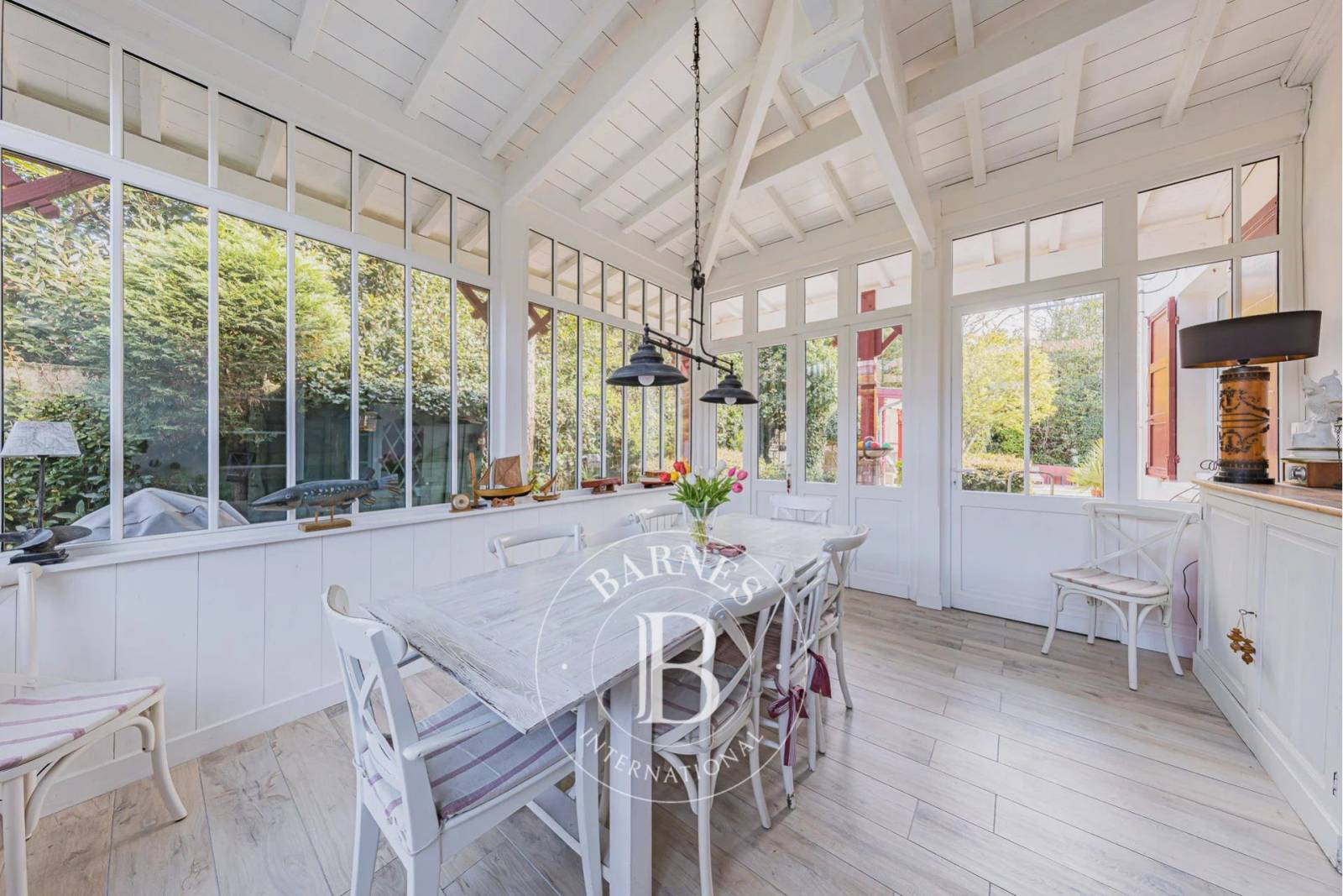 PROPRIÉTÉ D’EXCEPTION DE 213 M² SITUÉE EN VILLE D’HIVER À ARCACHON, PROCHE HYPERCENTRE