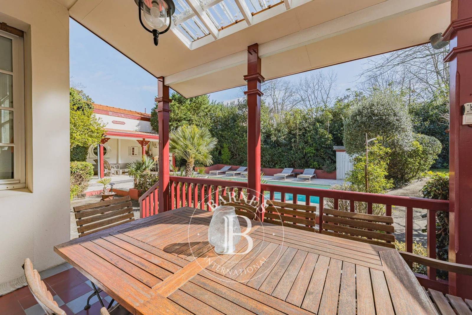 PROPRIÉTÉ D’EXCEPTION DE 213 M² SITUÉE EN VILLE D’HIVER À ARCACHON, PROCHE HYPERCENTRE