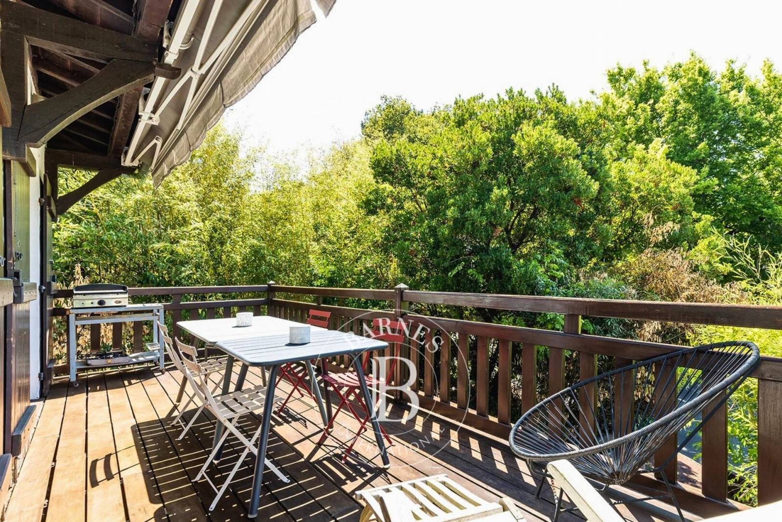 VILLA PLAGE À PIEDS EN VILLE D'HIVER ARCACHON