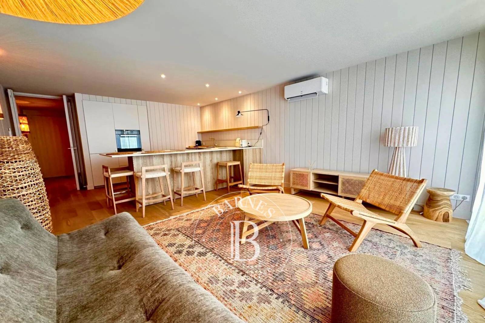 Intérieur élégant et fonctionnel – immobilier de prestige Cap Ferret