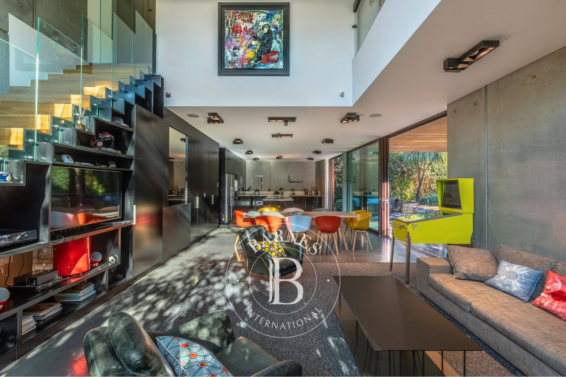 Immobilier de prestige Bassin d'Arcachon – maison d'architecte avec piscine chauffée