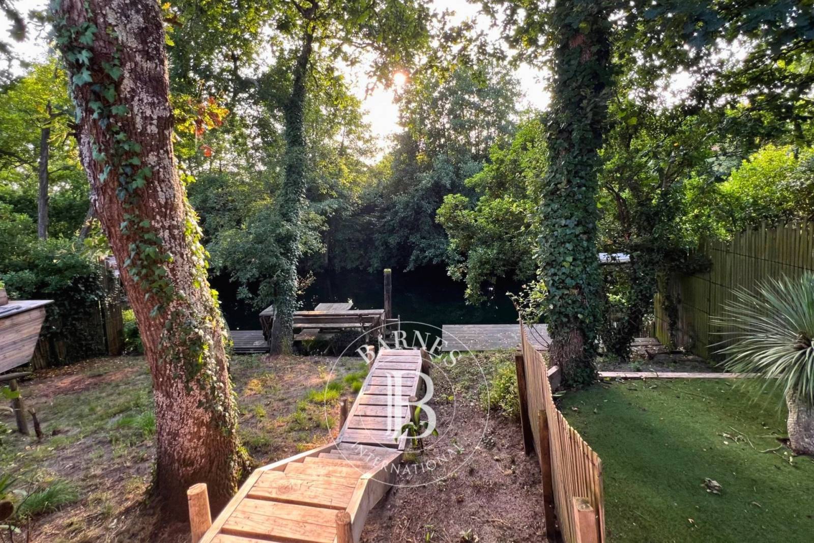 maison avec ponton privatif près d’Arcachona