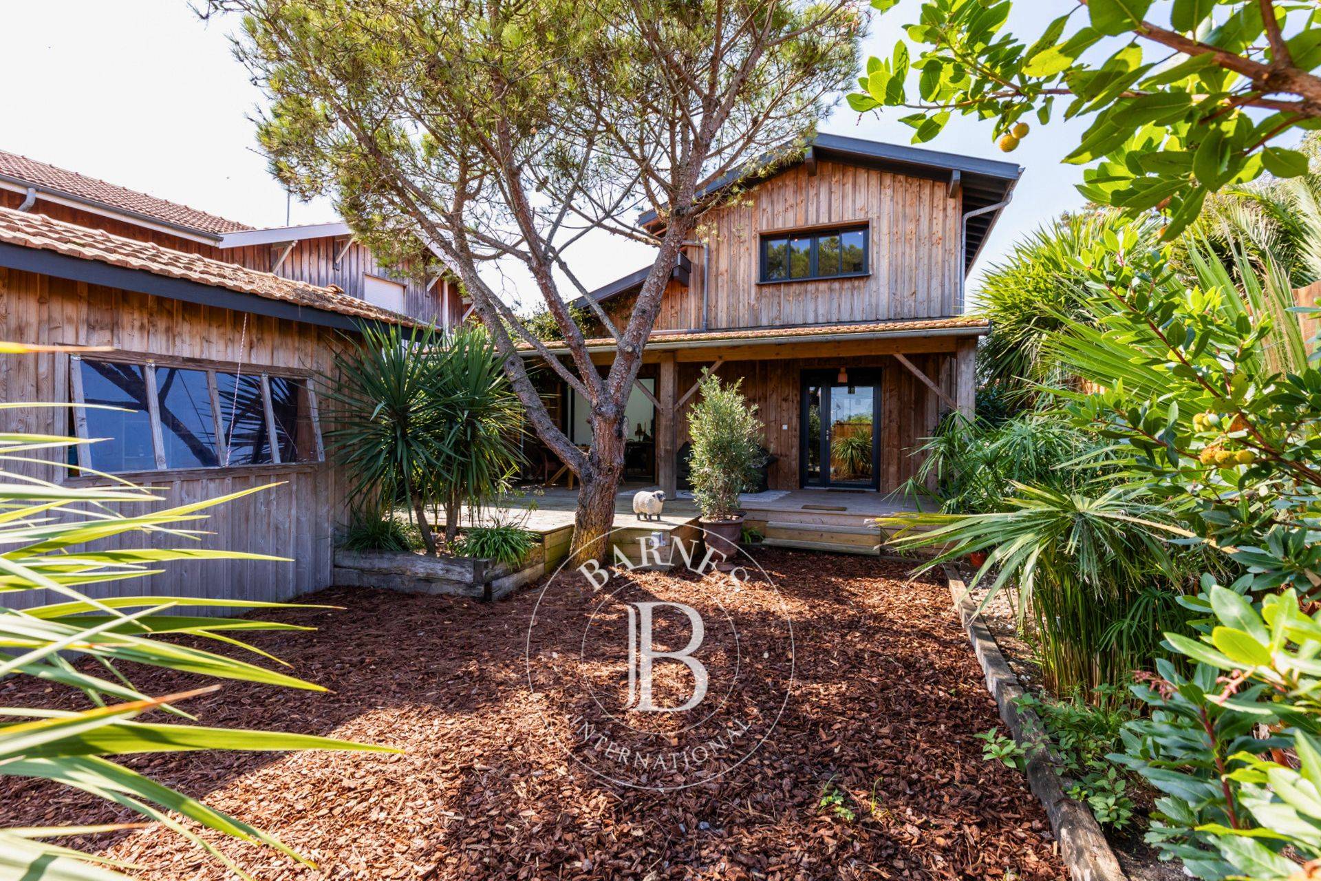 MAISON DE LUXE LA TESTE