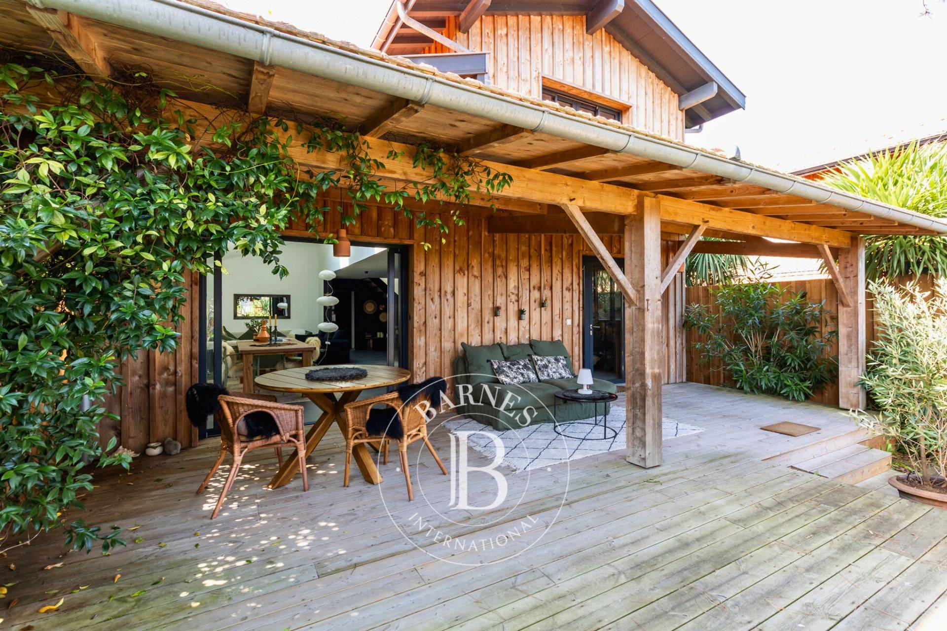 MAISON À VENDRE PORT DE LA TESTE DE BUCH