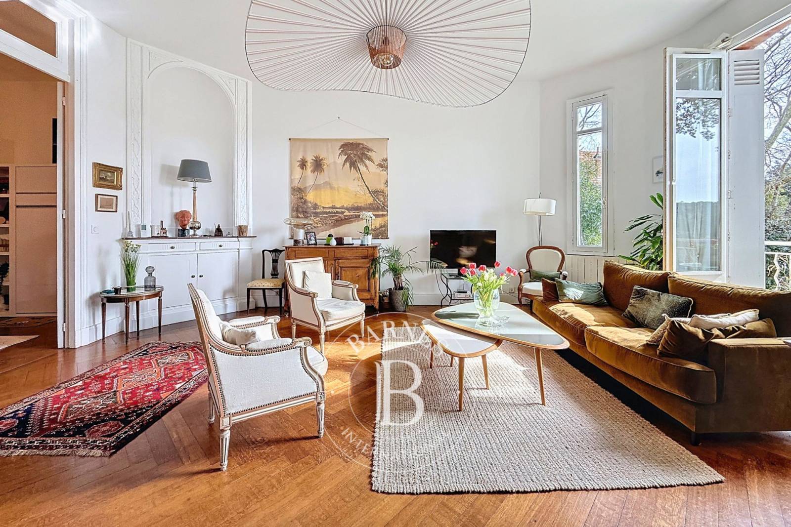 APPARTEMENT D'EXCEPTION DE 92 M² AVEC GARAGE EN VILLE D’HIVER À ARCACHON