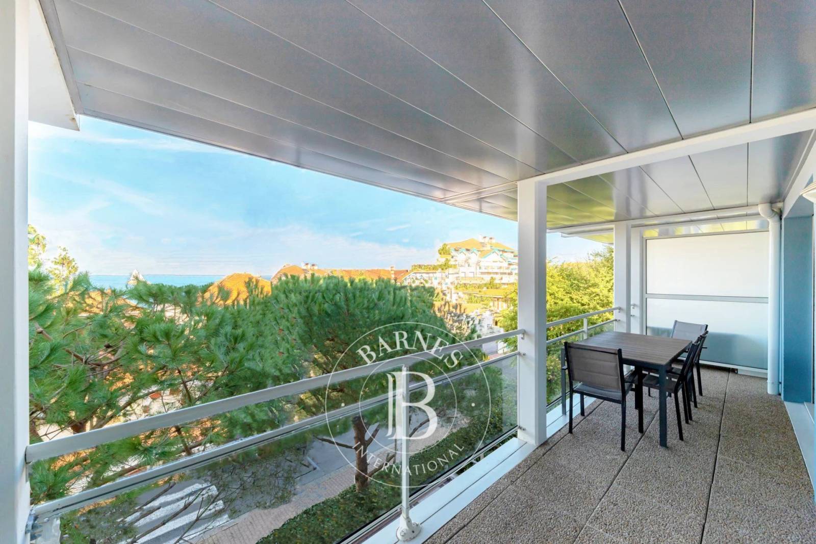 loggia avec vue sur le Bassin, appartement Arcachon centre