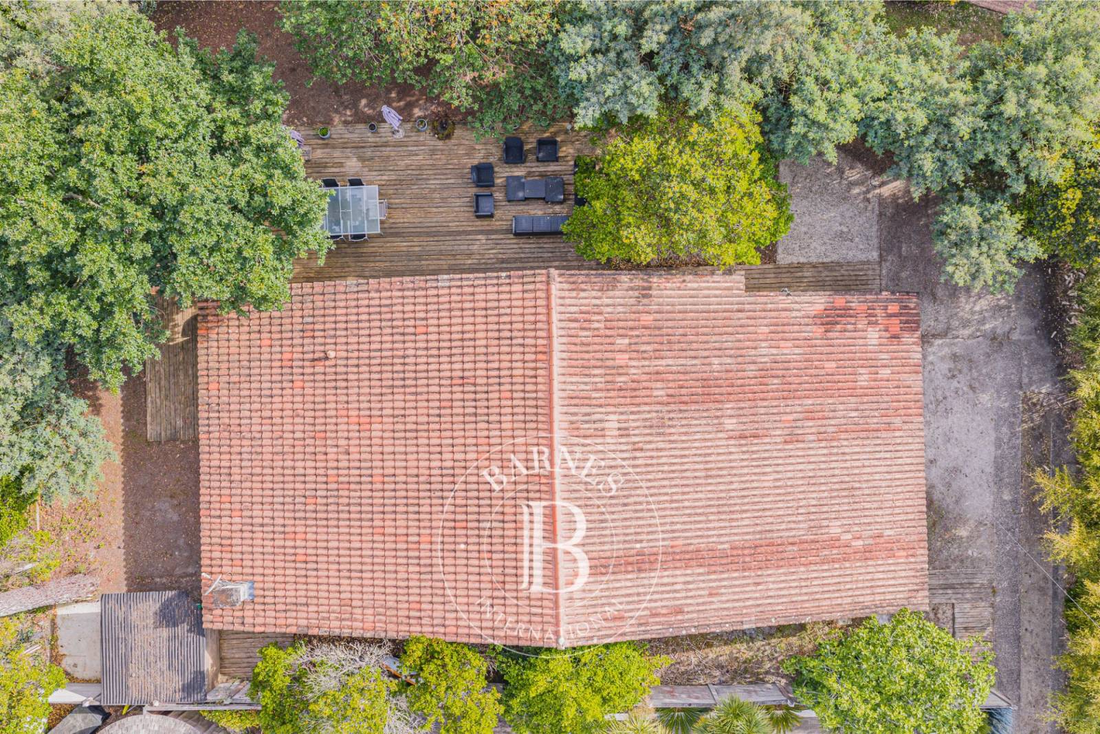 MAISON FAMILIALE AU PYLA-SUR-MER AVEC JARDIN ET ACCÈS RAPIDE AU BASSIN