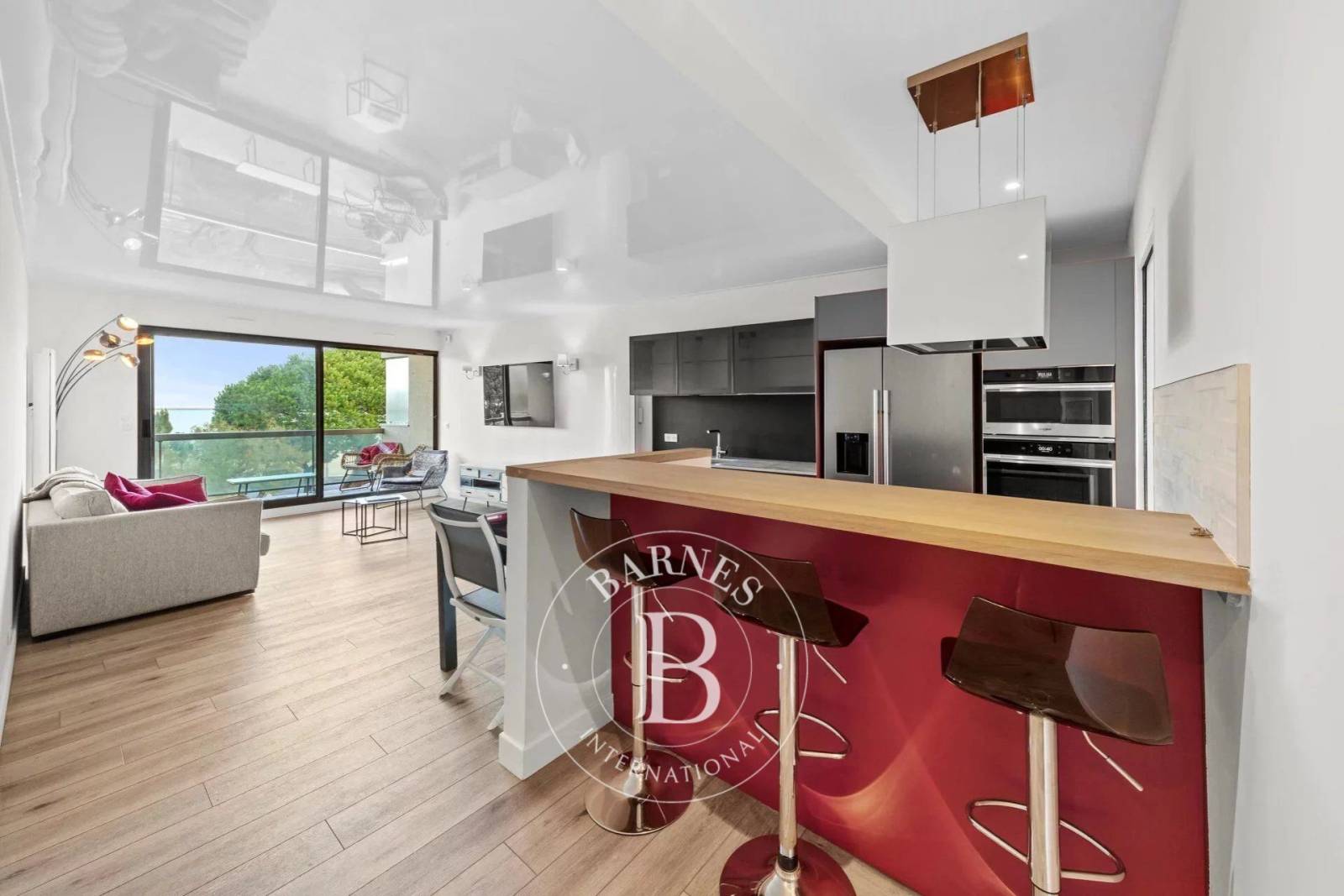 MAGNIFIQUE APPARTEMENT PREMIERE LIGNE À ARCACHON CENTRE