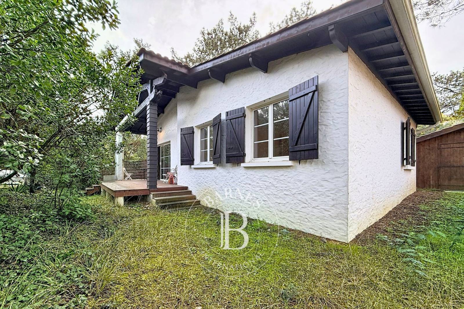 VILLA À FORT POTENTIEL SITUÉE DANS LE TRIANGLE D’OR DU CAP FERRET, PROCHE BASSIN ET COMMERCES