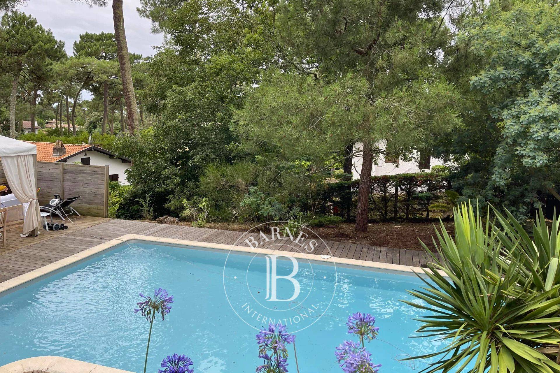 VILLA AVEC PISCINE PYLA