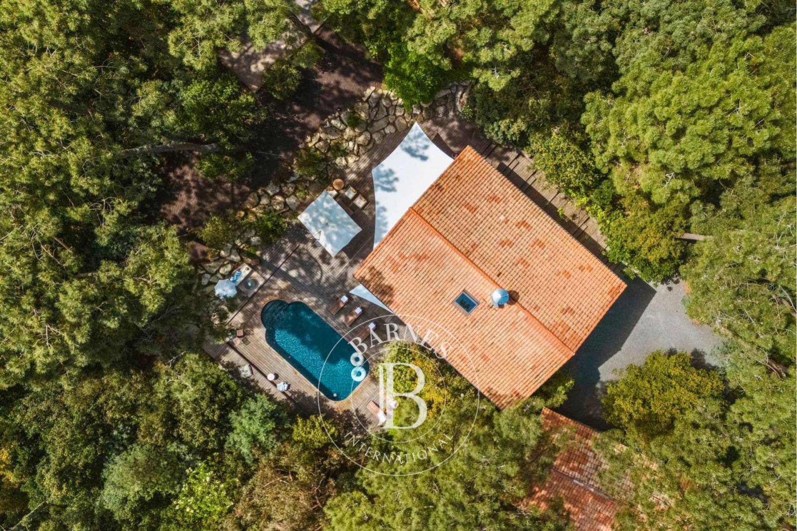 VILLA « DUNE » AVEC PISCINE CHAUFFÉE ET BOULODROME À L’HERBE – CAPACITÉ 14 COUCHAGES