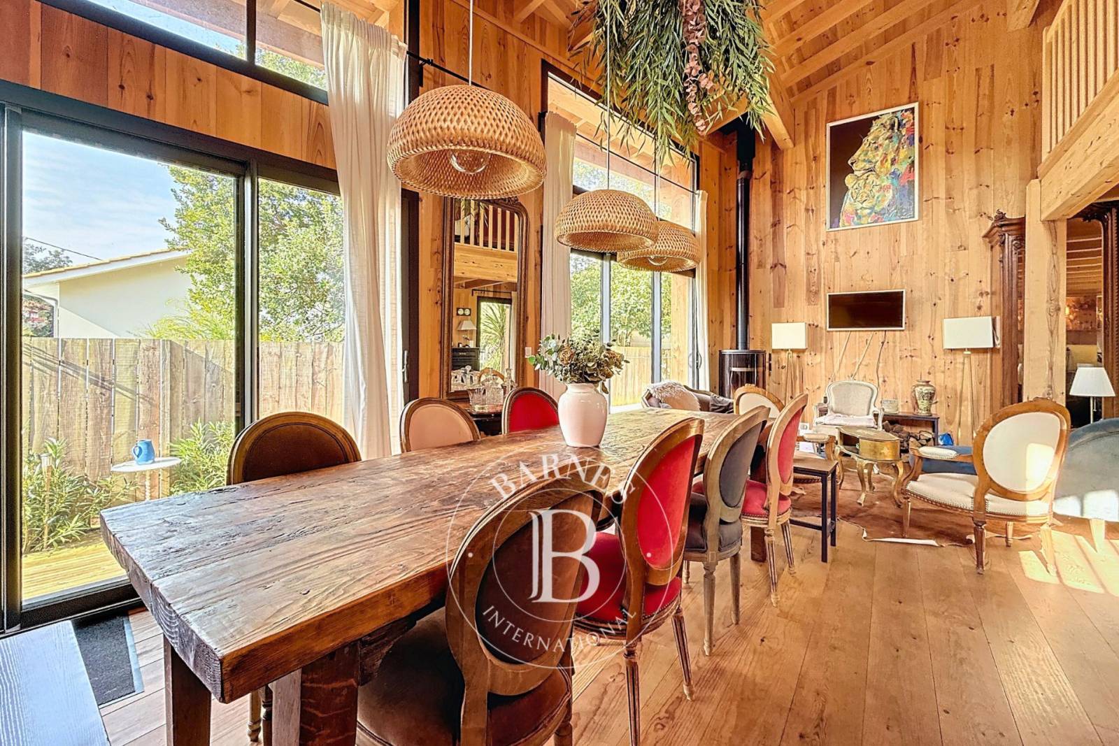 séjour cathédrale lumineux villa de luxe Bassin d’Arcachon