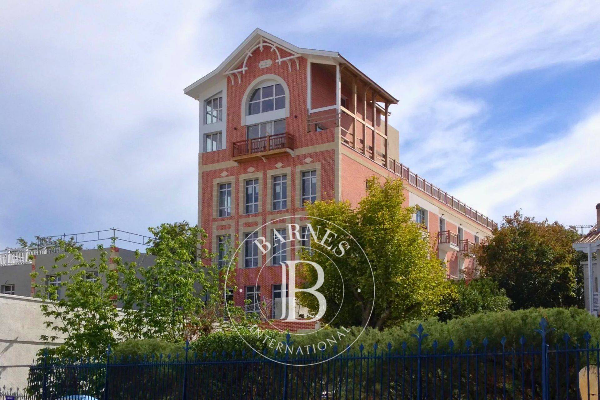 A VENDRE APPARTEMENT PREMIÈRE LIGNE ARCACHON