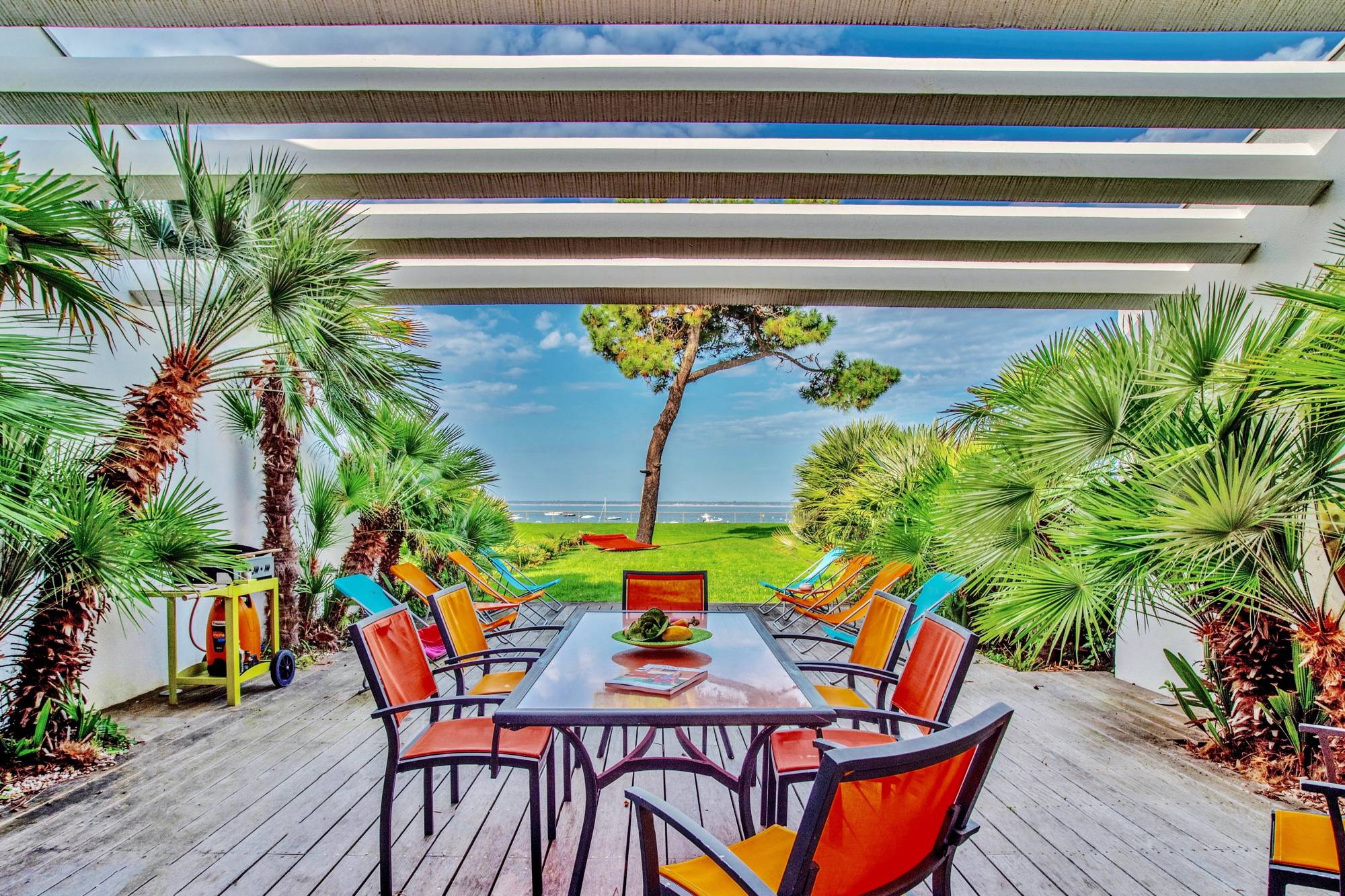 A VENDRE APPARTEMENT PREMIÈRE LIGNE LE MOULLEAU