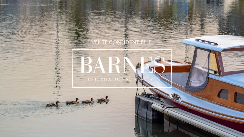 A VENDRE VILLA EN BORDURE DE CANAL CAZAUX