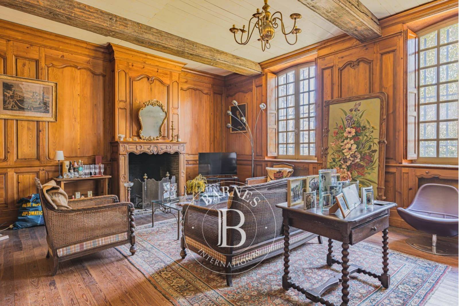 EXCEPTIONNEL HÔTEL PARTICULIER AU CŒUR DE LA TESTE-DE-BUCH