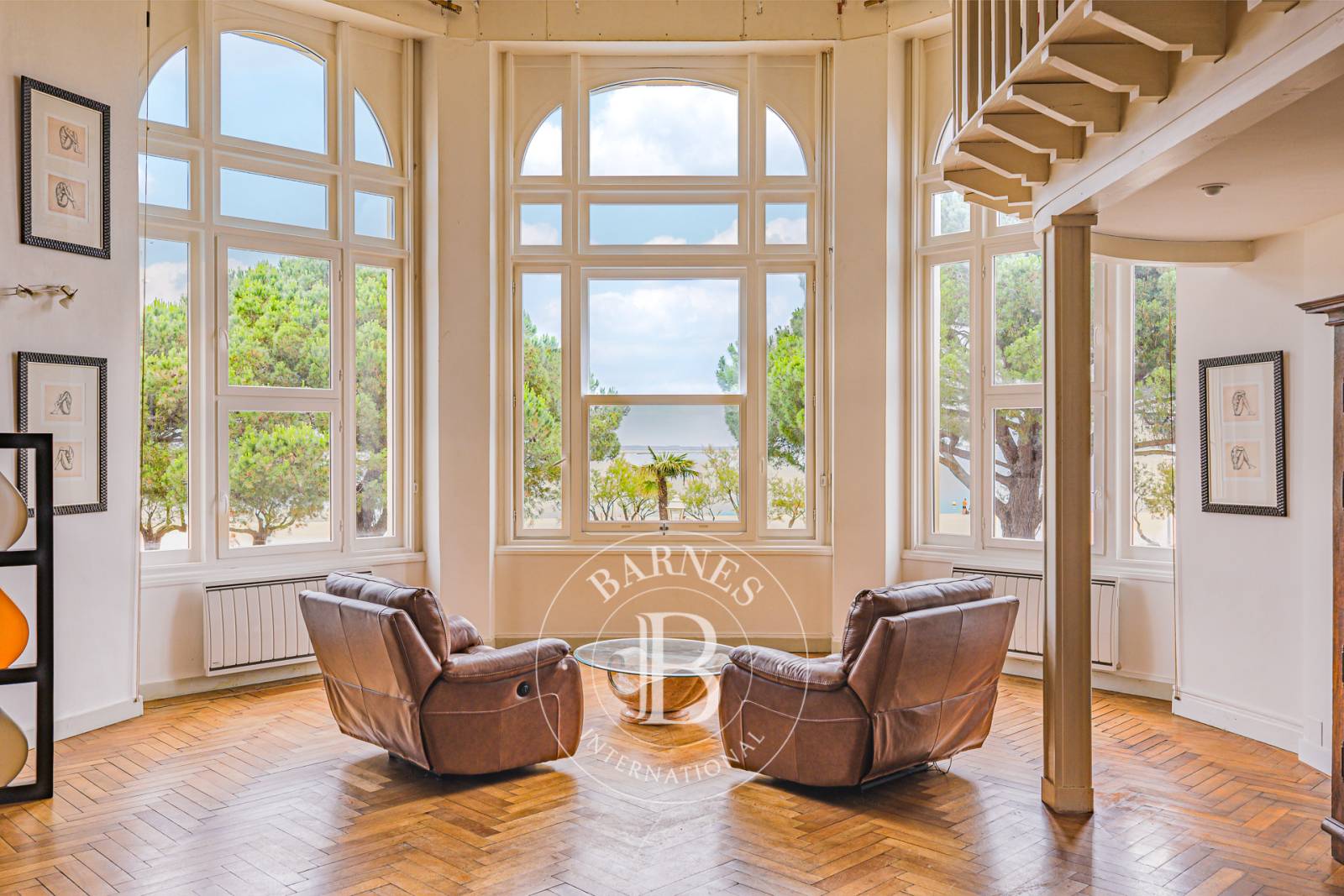 MAJESTUEUX APPARTEMENT EN 1ÈRE LIGNE, GRAND HÔTEL D'ARCACHON