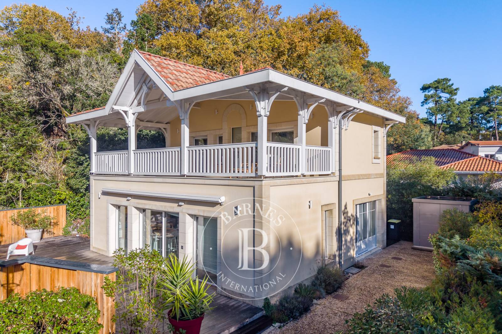 VILLA STYLE LOUISIANE AU CALME, PROCHE DE LA PLAGE DE PEREIRE À ARCACHON