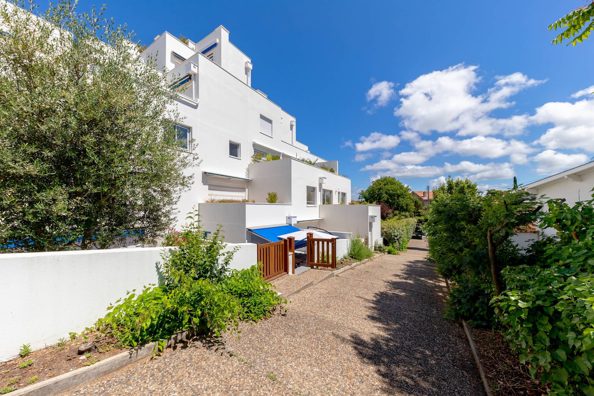 A VENDRE APPARTEMENT 2 PIECES DANS UNE R2SIDENCE ARCACHON CENTRE