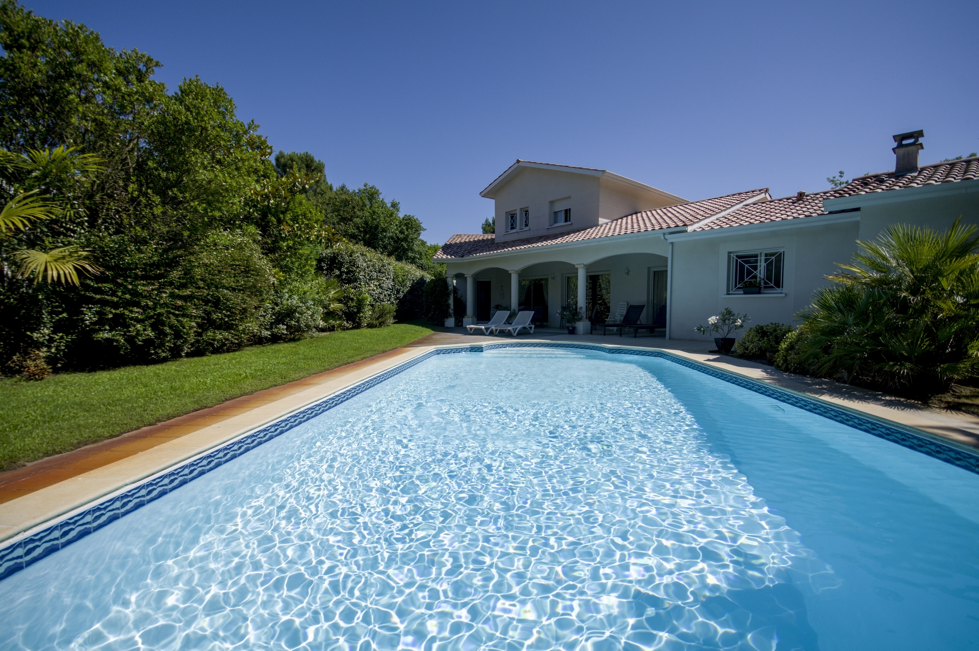 BASSIN D ARCACHON VILLA AVEC PISCINE