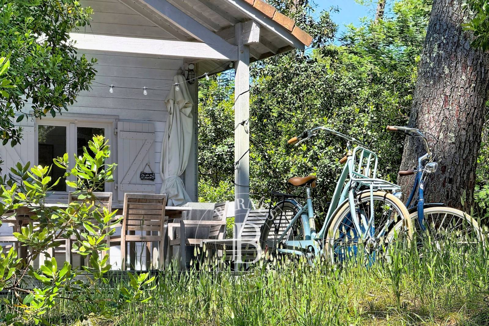 VILLA BOIS AVEC PERMIS ACCORDÉ POUR CONSTRUCTION D’UNE VILLA AU CAP FERRET, PROCHE PLAGE DES AMÉRICAINS