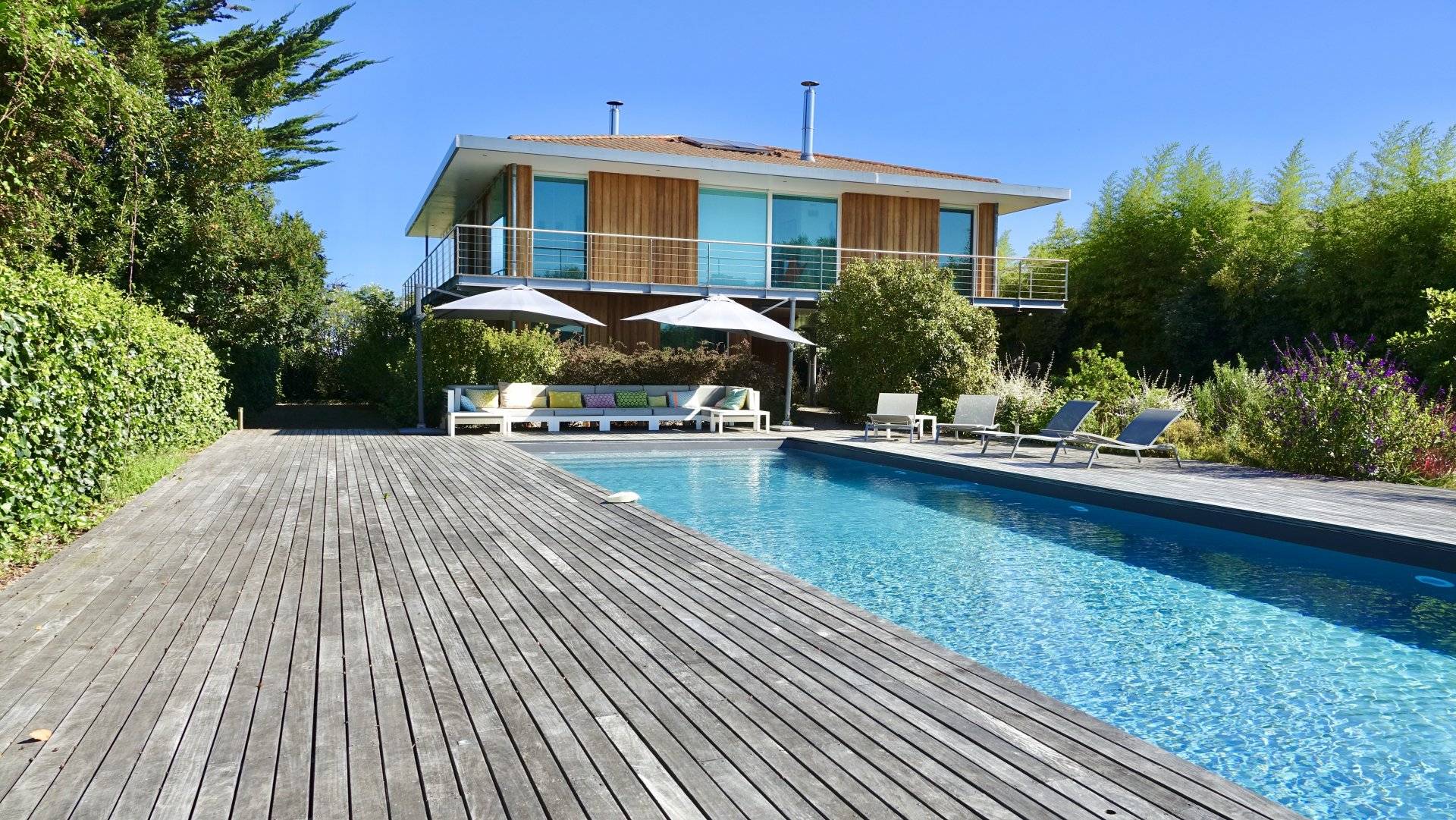 A VENDRE VILLA PREMIÈRE LIGNE BASSIN D'ARCACHON