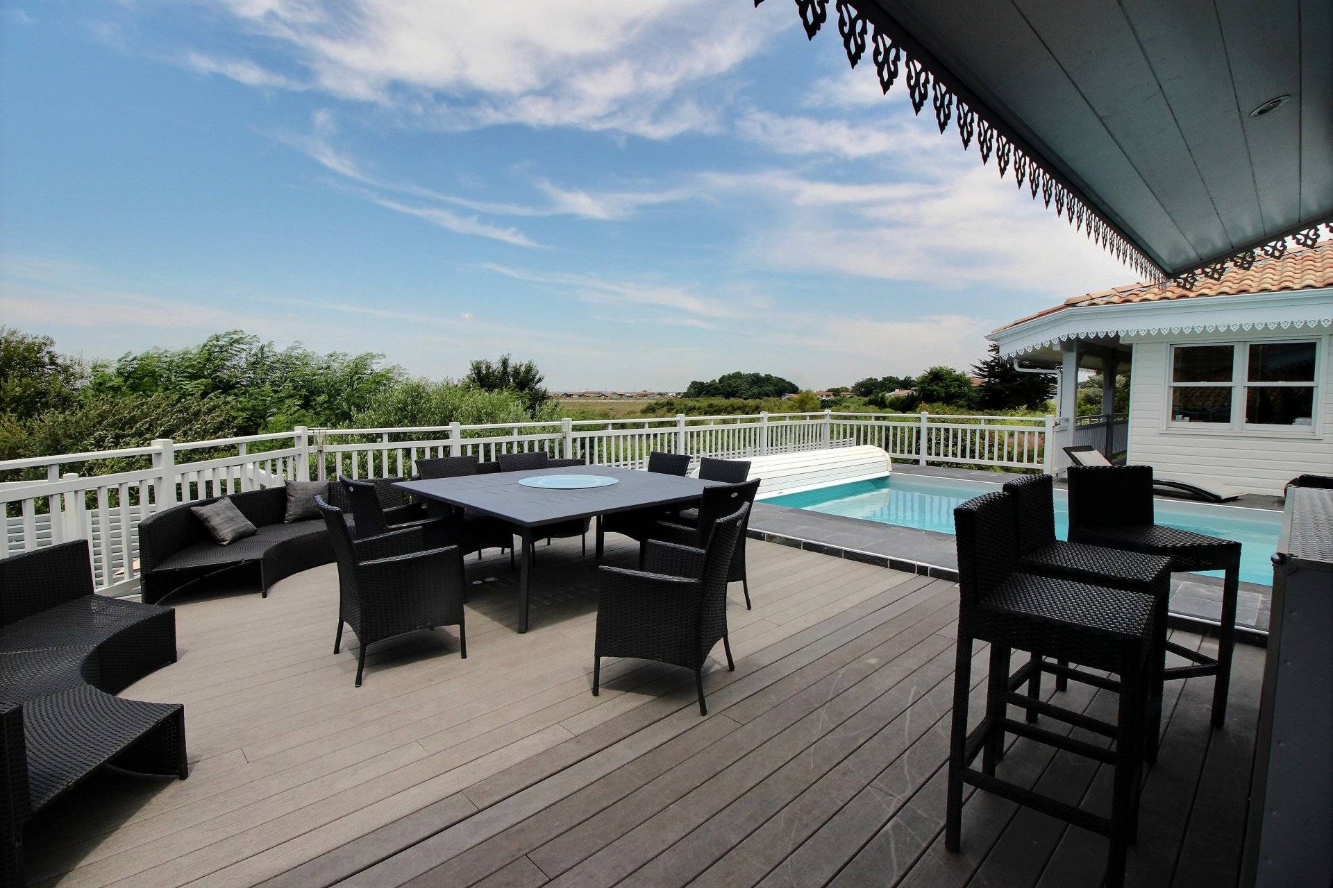 VILLA PREMIÈRE LIGNE GUJAN MESTRAS