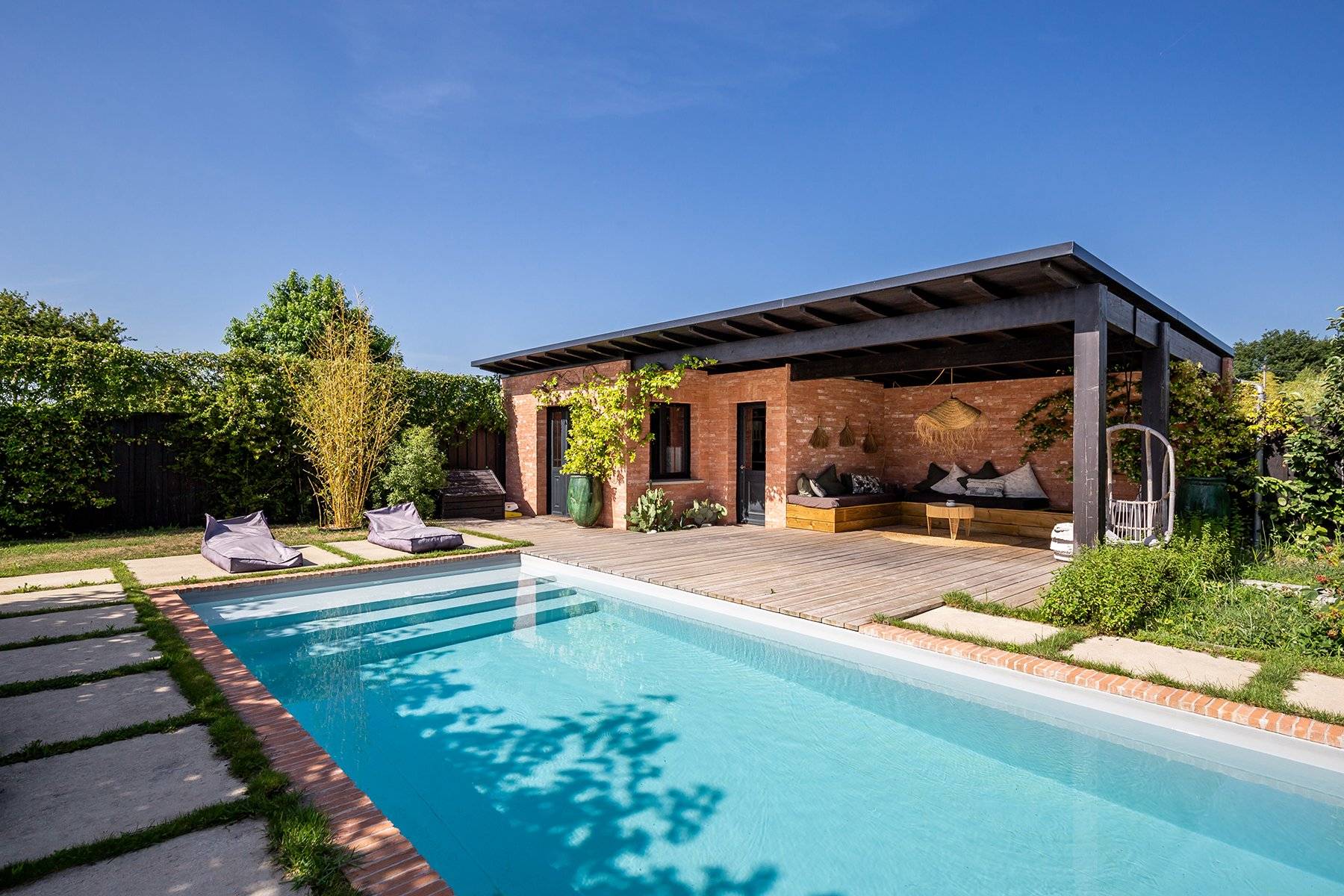 VILLA AVEC PISCINE A VENDRE LA TESTE