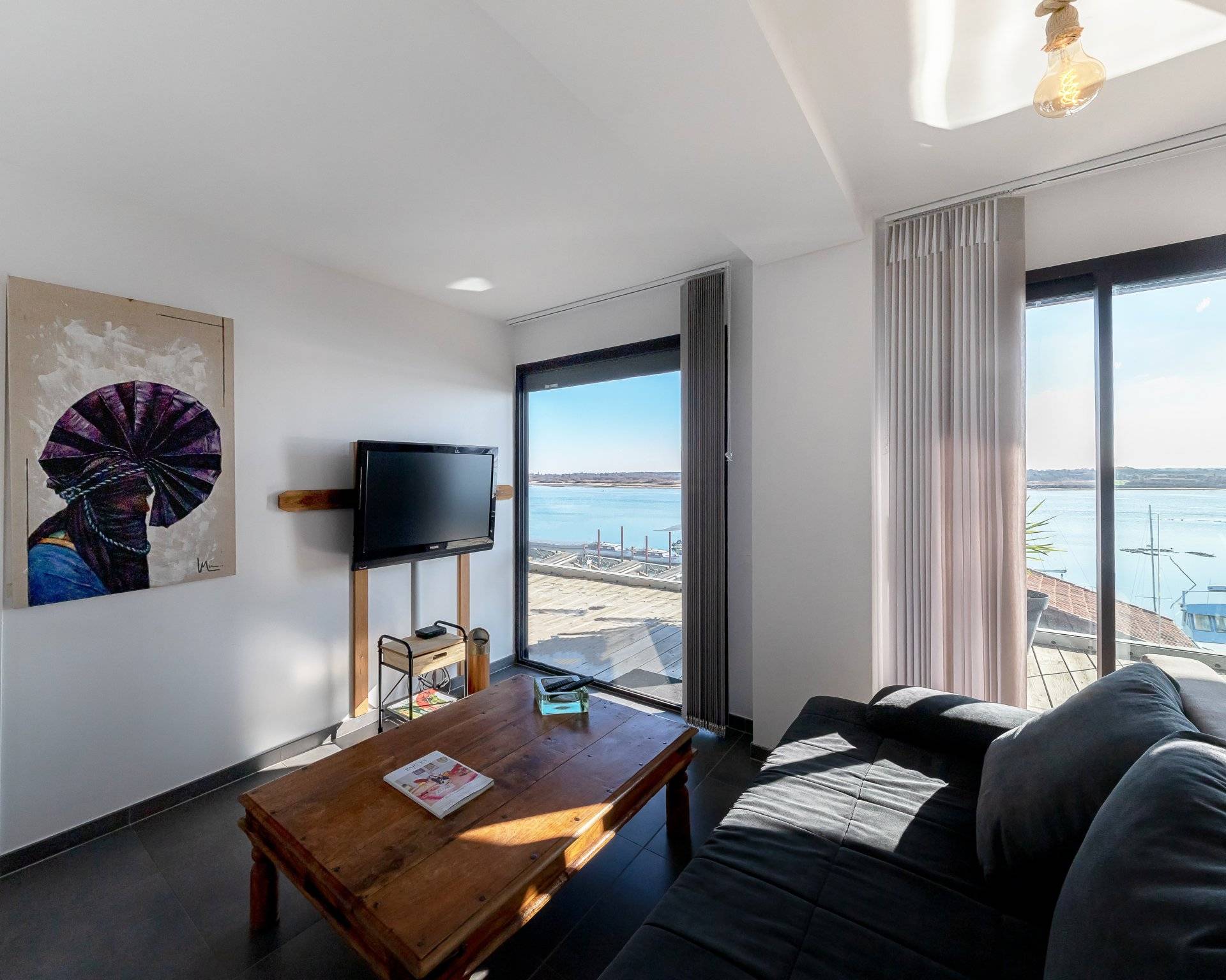 APPARTEMENT EN PREMIÈRE LIGNE VUE BASSIN AIGUILLON ARCACHON