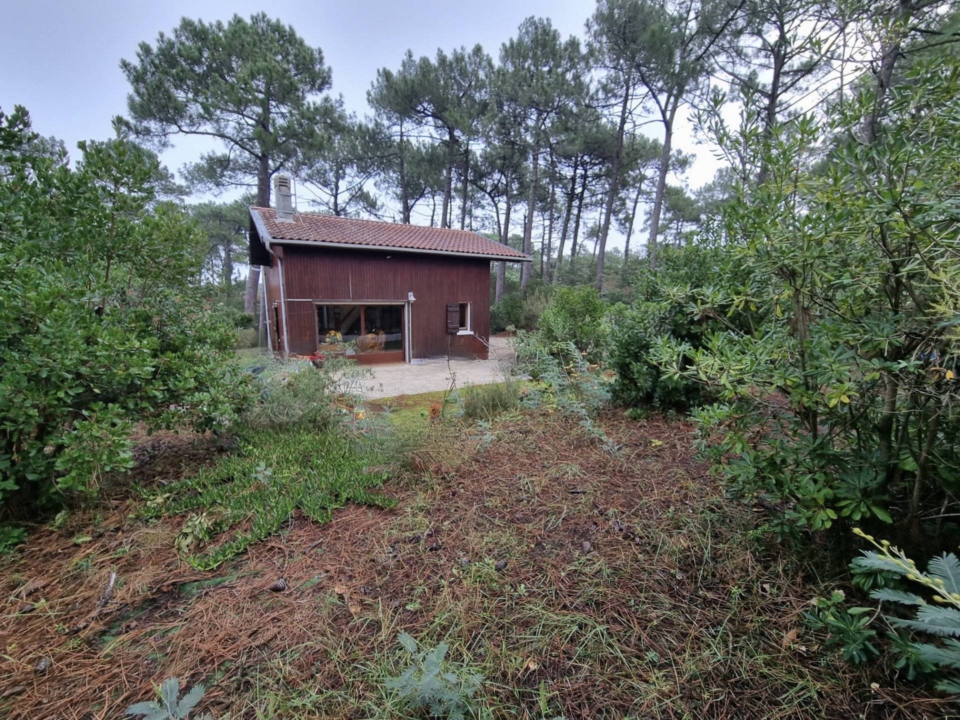 VILLA A RÉNOVER SUR LES HAUTEURS DU CANON