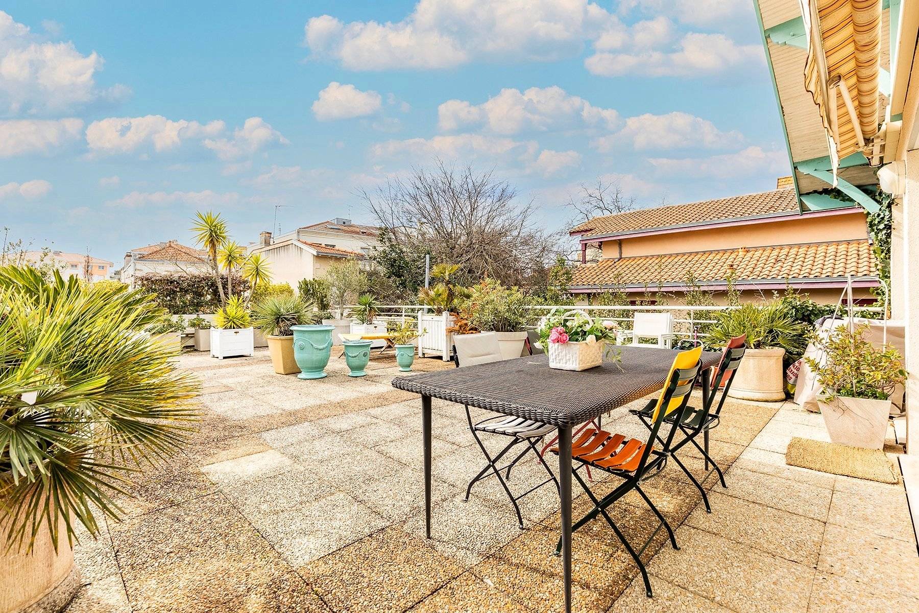 APPARTEMENT DERNIER ÉTAGE PLAGE À PIEDS ARCACHONa