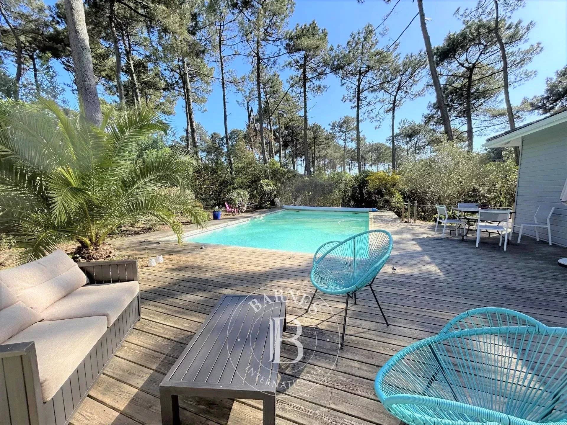 villa avec piscine vue sur la forêt presqu'ile du cap ferret
