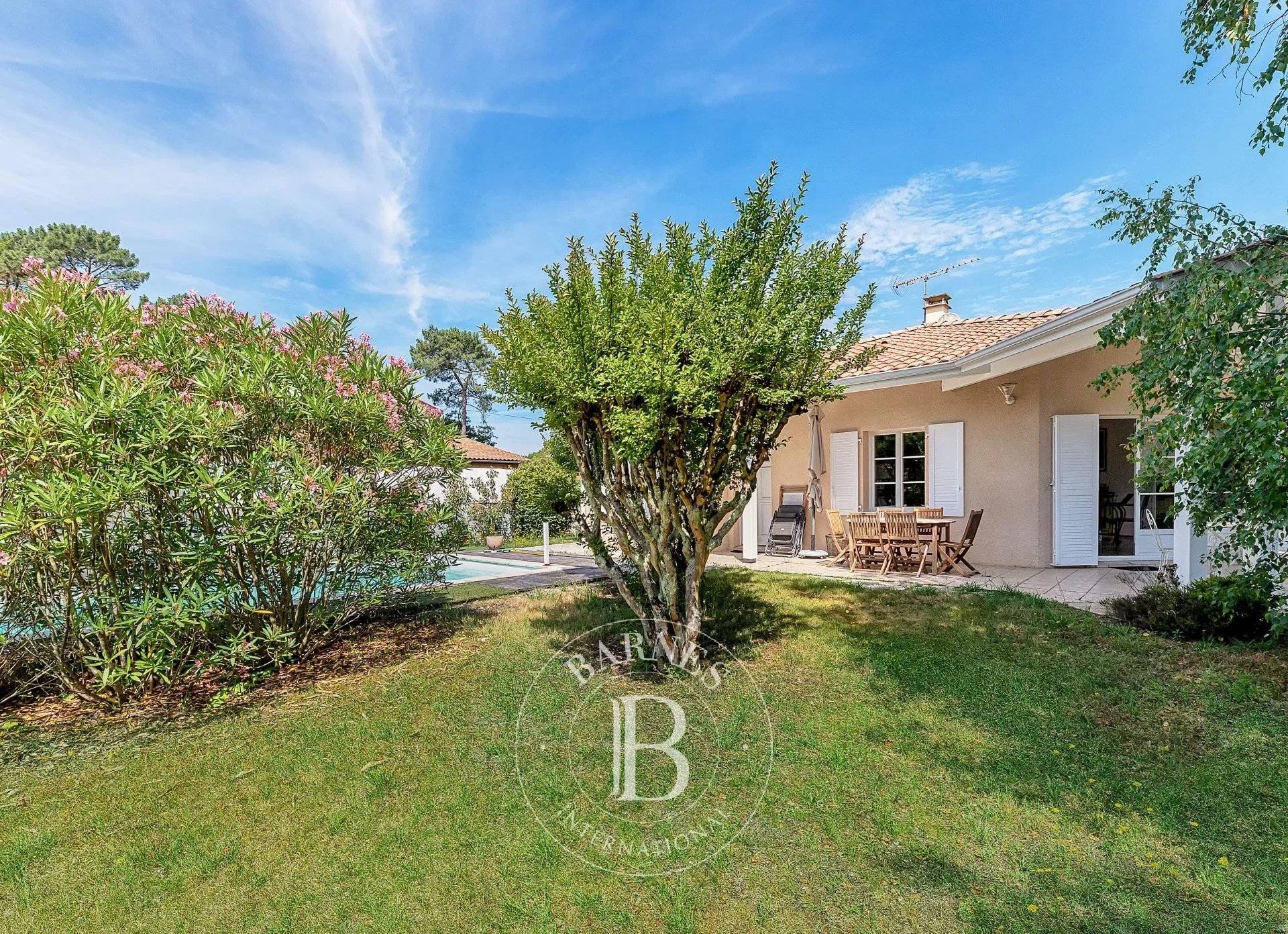 VILLA PLAIN PIED A VENDRE LA HUME