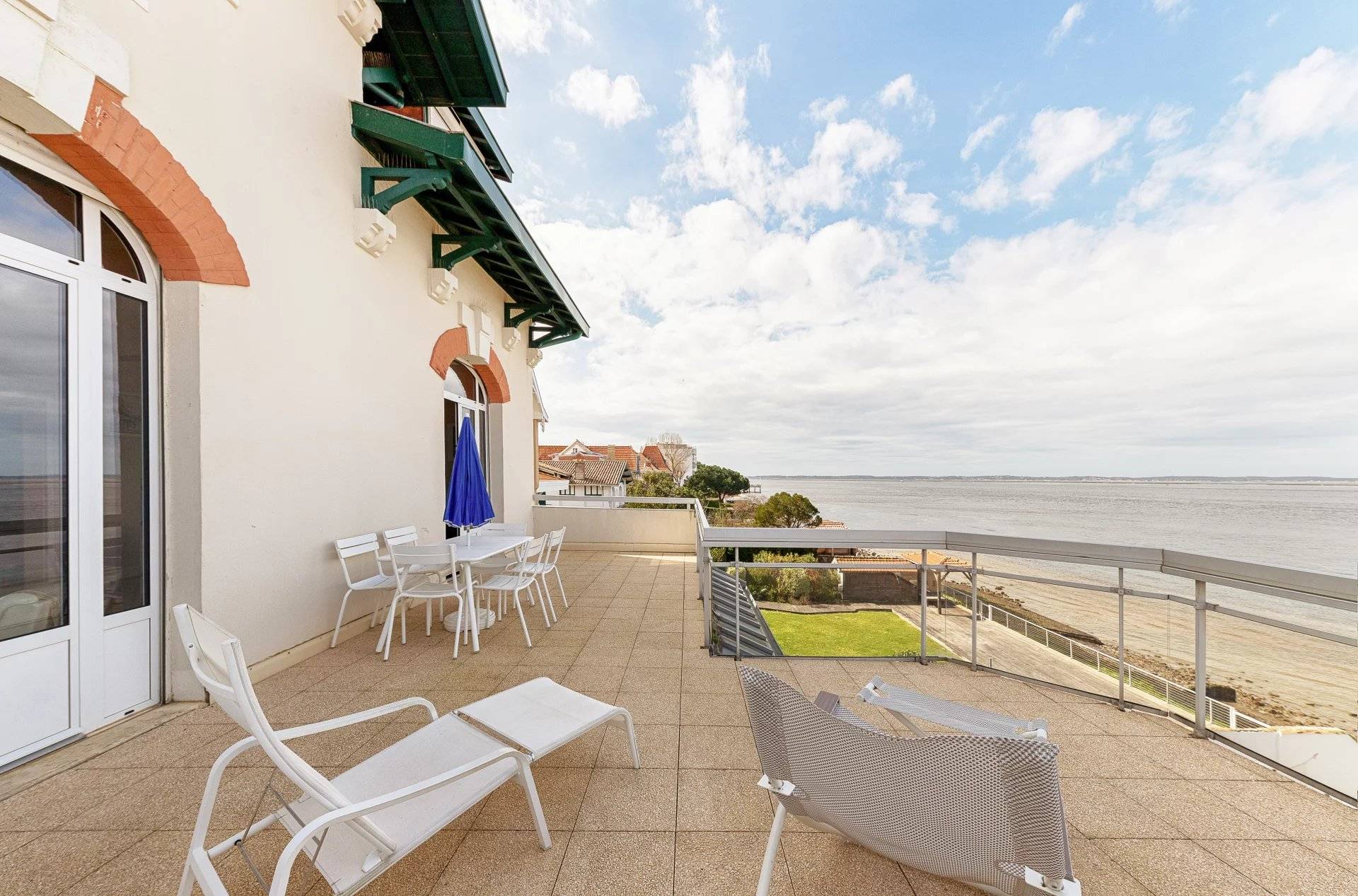 appartement première ligne arcachon