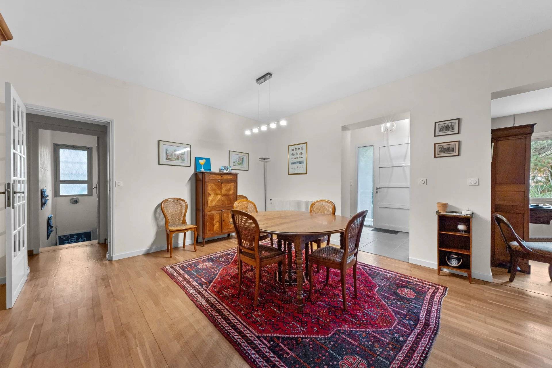 VILLA FAMILIALE DE 6 CHAMBRES PROCHE PLAGE PEREIRE ARCACHON