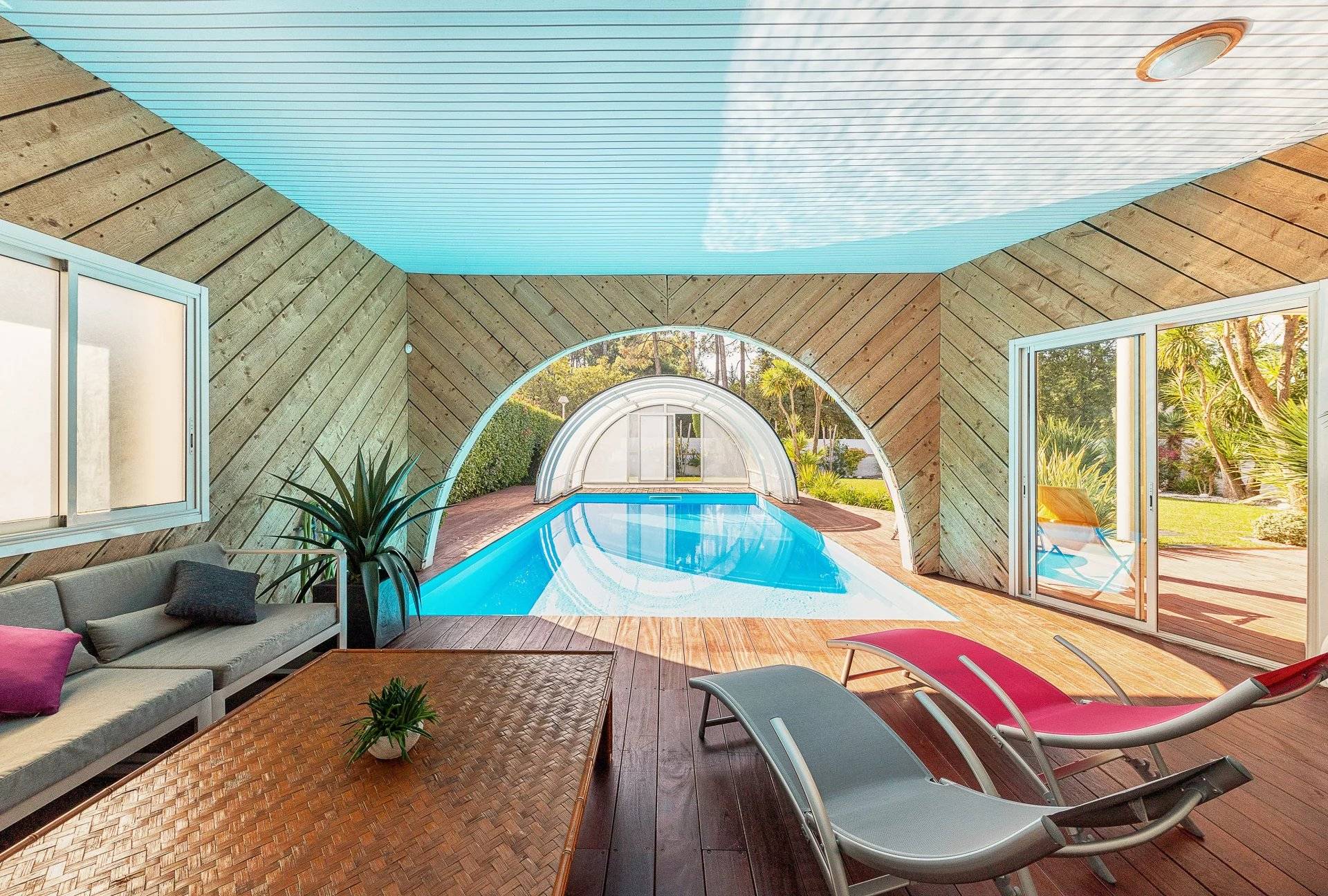 villas à vendre à la hume bord du bassin