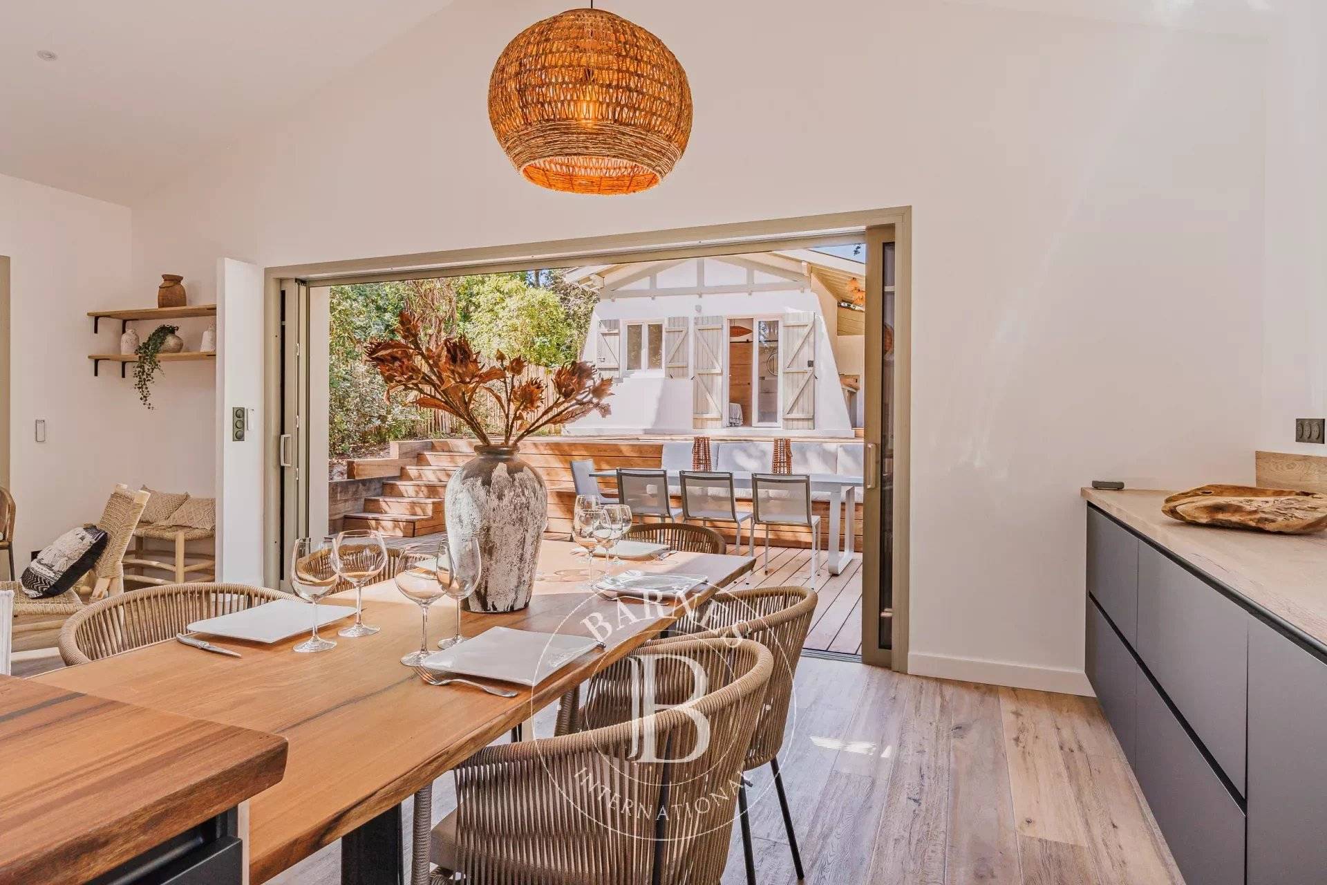 MAISON AVEC PISCINE À VENDRE AU PYLA